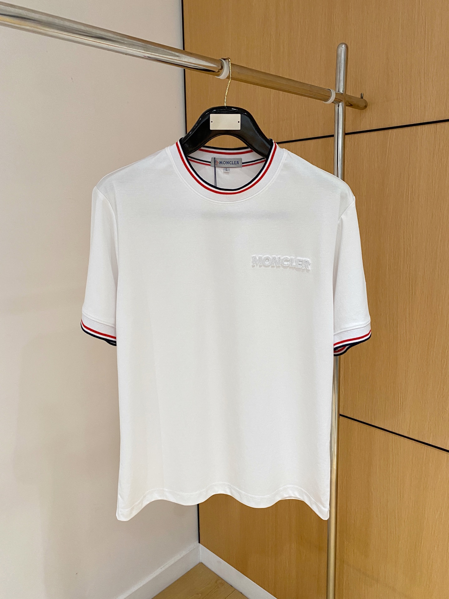 short sleeves